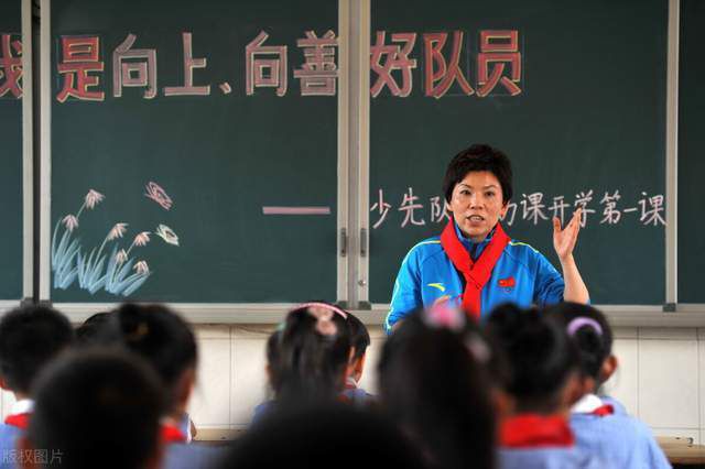 伊藤家族毕竟也在日本深耕多年，与高桥家族的实力不相上下，平时出入也都有完备的安保人员，更重要的是，他在日本是有很高社会地位的，自己想整死他，绝不可直接使用武力，否则很有可能为自己招来祸端。